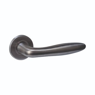 Intersteel Deurkrukken Q 03 op Rond Rozet verdekt 